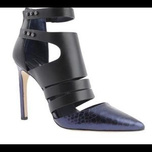 BCBGeneration Canon Heels - Size 6.5